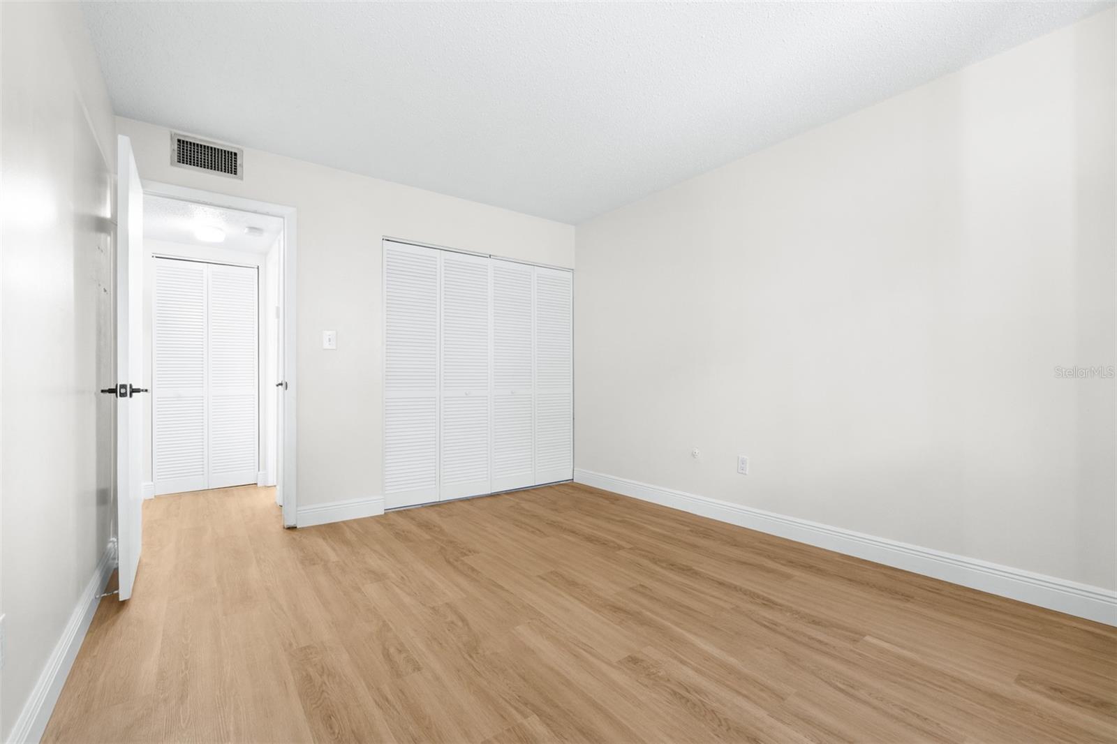 4606 W GRAY ST #107, TAMPA, FL, 33609