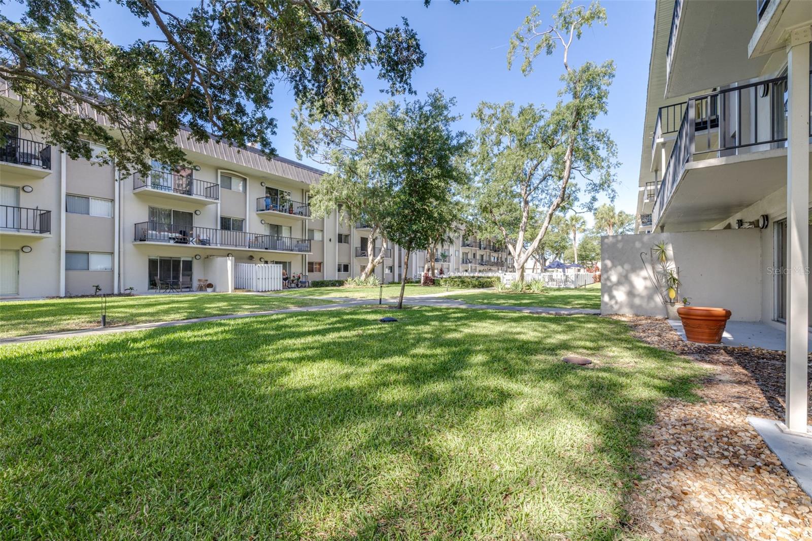 4606 W GRAY ST #107, TAMPA, FL, 33609