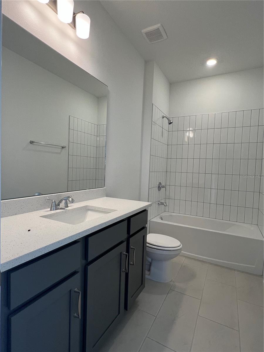 2164 SUNSHINE PEAK DR, MINNEOLA, FL, 34715