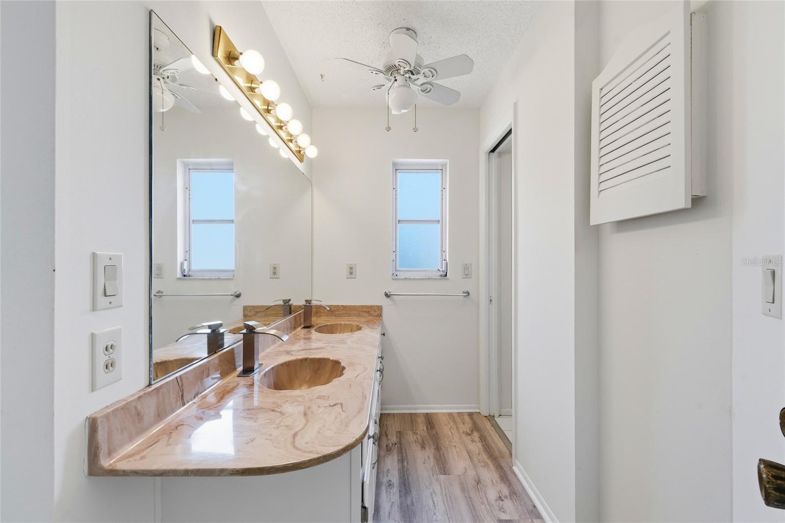 290 MOUNT VERNON DR, VENICE, FL, 34293