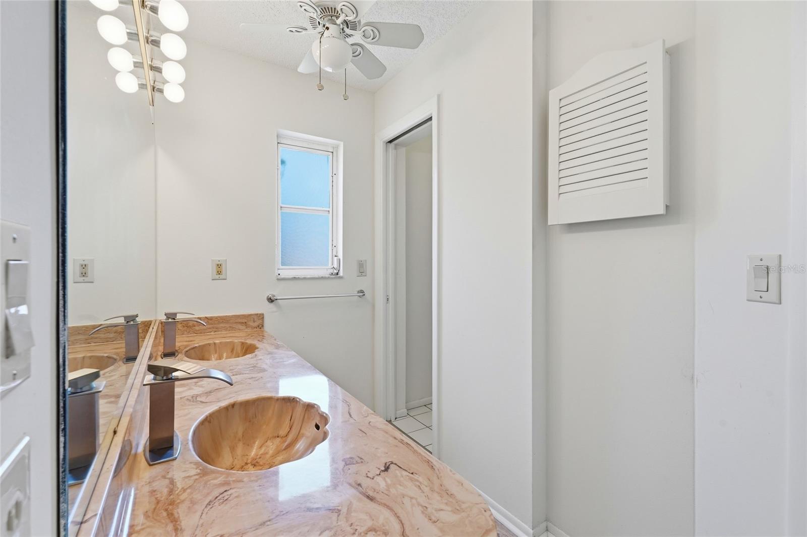 290 MOUNT VERNON DR, VENICE, FL, 34293