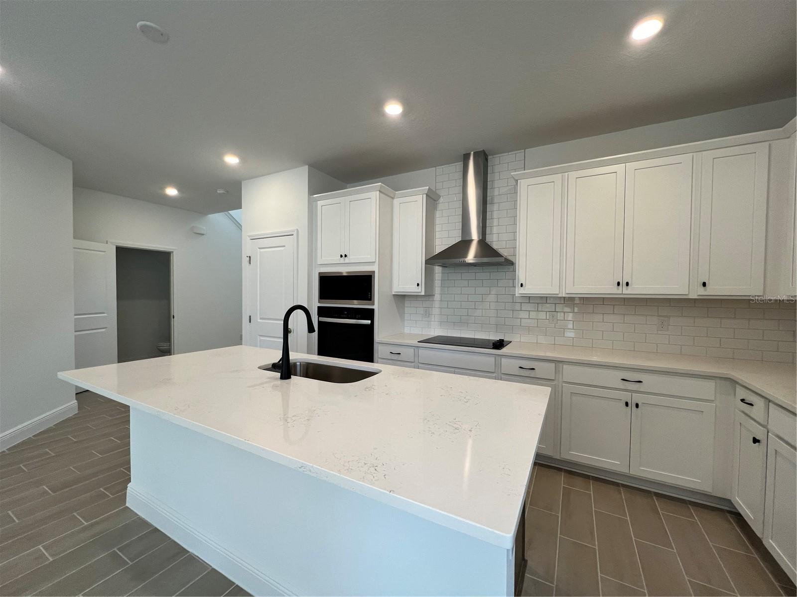 2213 JUNIPER BERRY AVE, MINNEOLA, FL, 34715