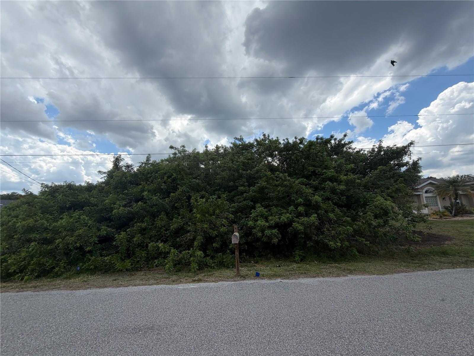 379 VICEROY TER, PORT CHARLOTTE, FL, 33954