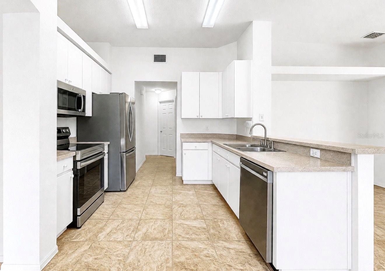 10725 DEEPBROOK DR, RIVERVIEW, FL, 33569