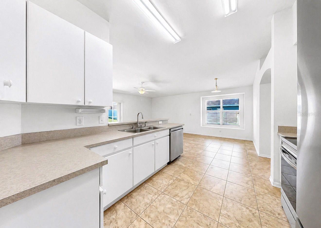 10725 DEEPBROOK DR, RIVERVIEW, FL, 33569