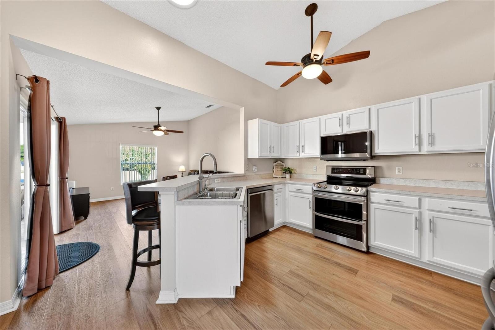 25073 RIVERWALK DR, LEESBURG, FL, 34748