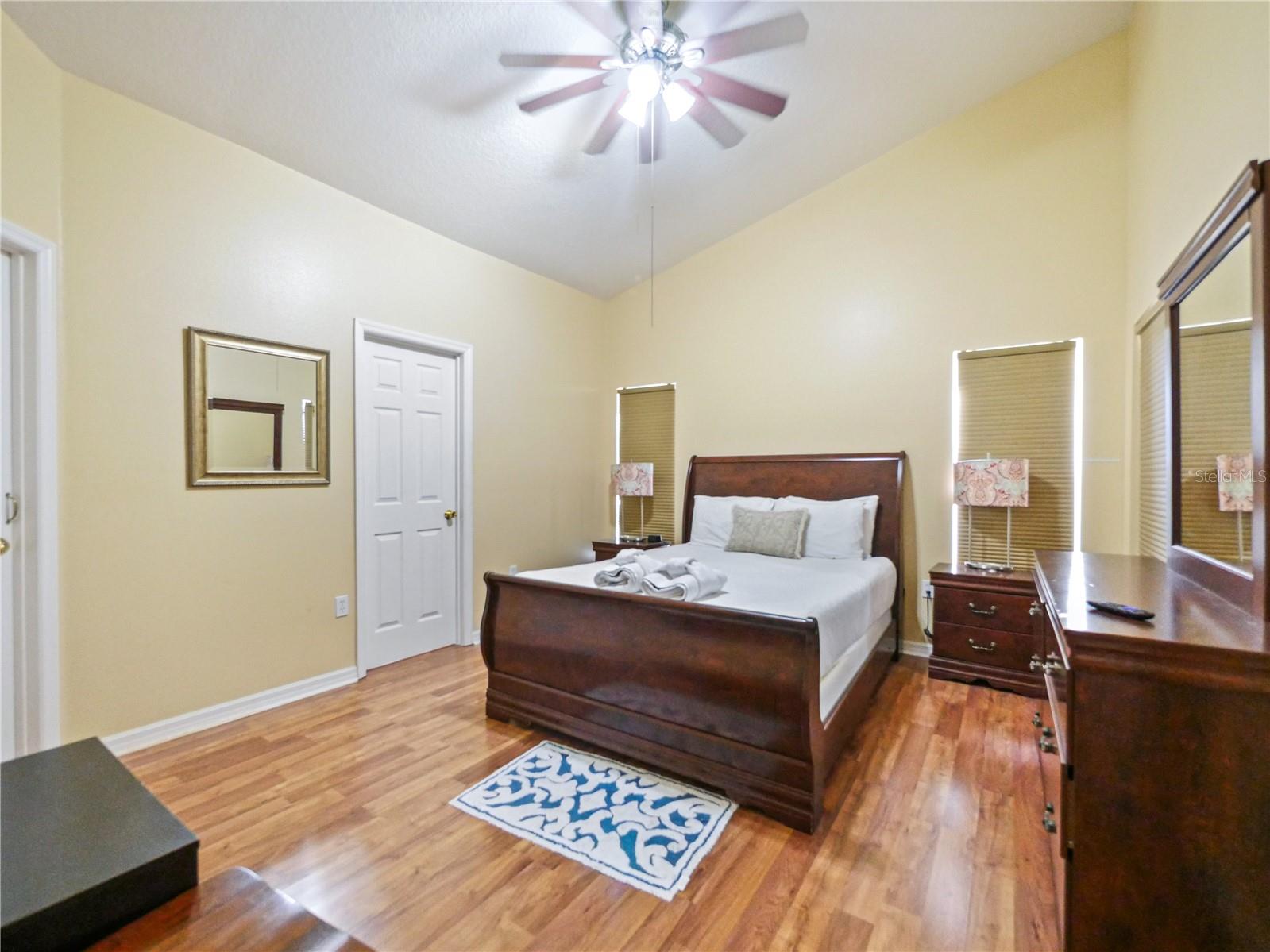 160 HIGH POINT DR, DAVENPORT, FL, 33837