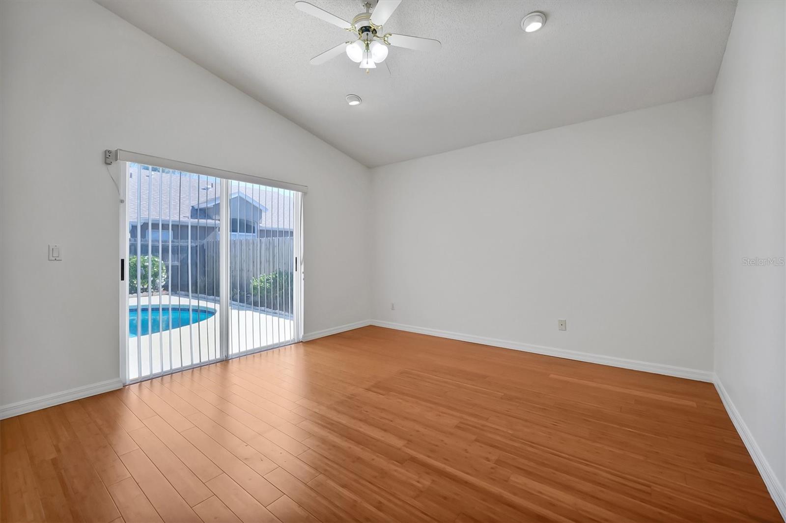 1361 HOLLY GLEN RUN, APOPKA, FL, 32703