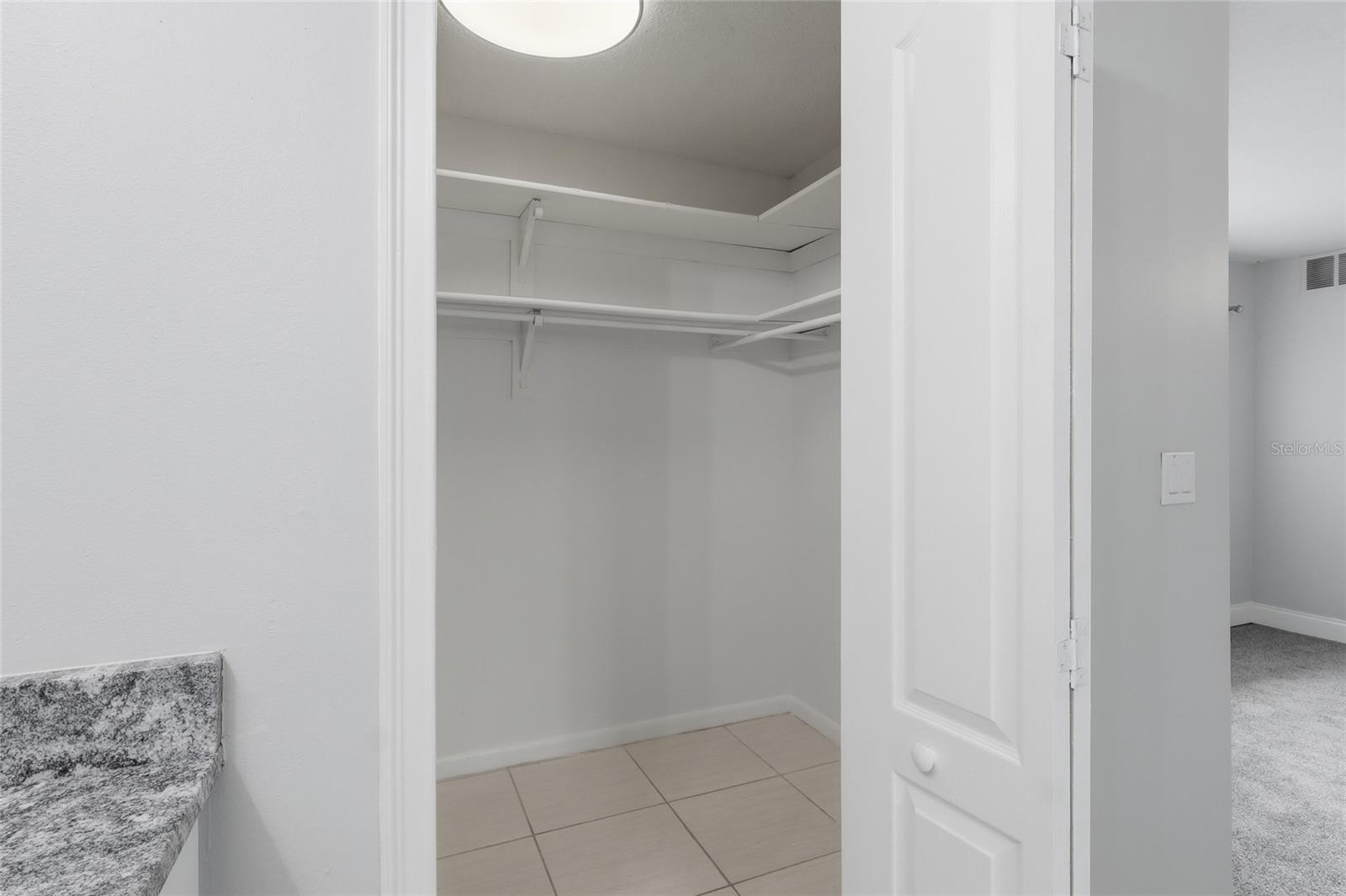 1114 ESTATEWOOD DR, BRANDON, FL, 33510