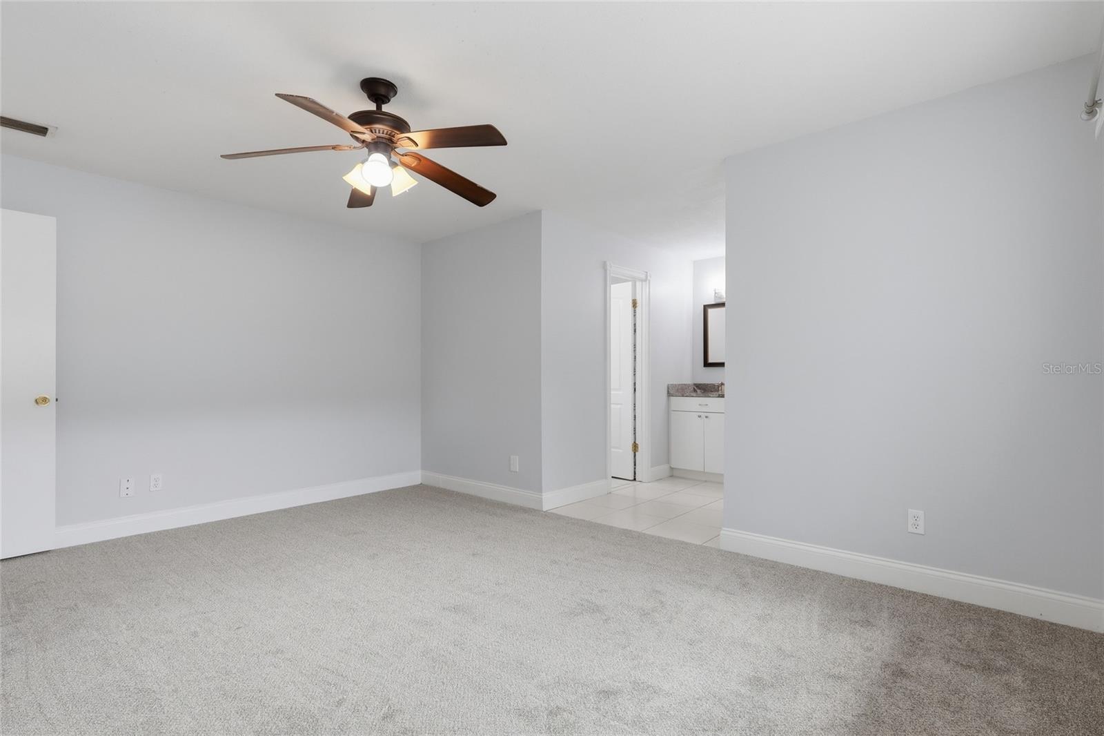 1114 ESTATEWOOD DR, BRANDON, FL, 33510