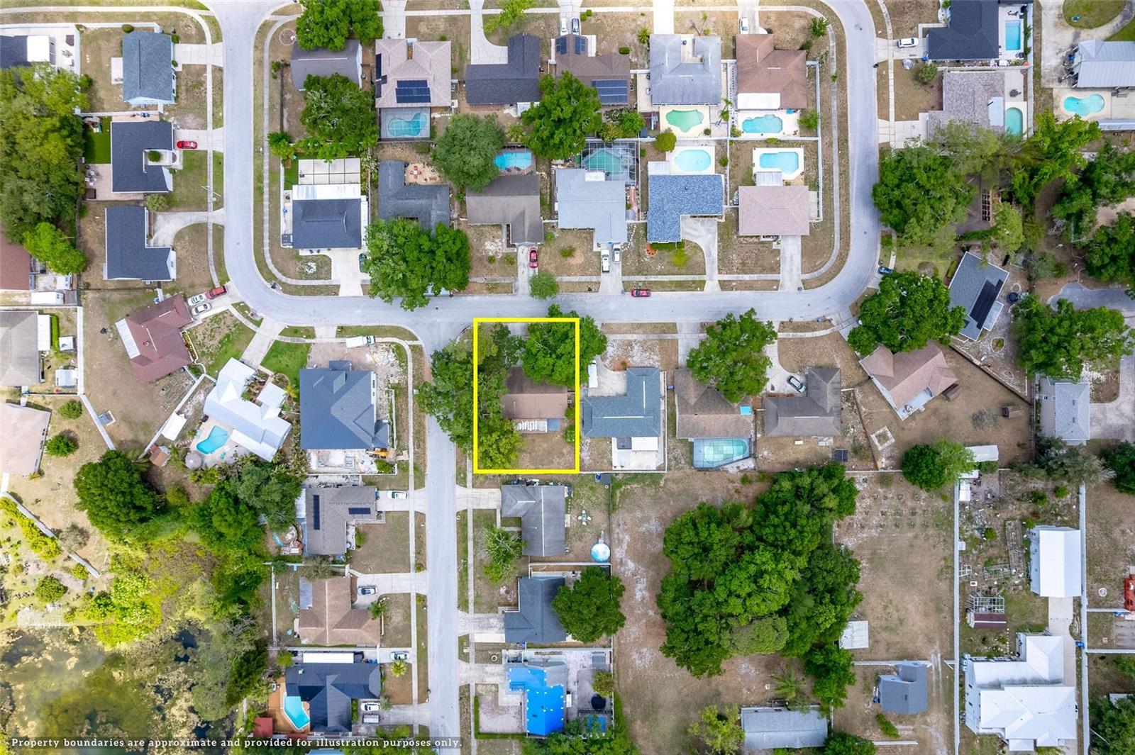 5113 NASHVILLE DR, TAMPA, FL, 33624