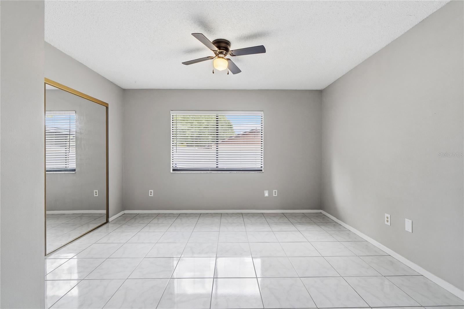 5113 NASHVILLE DR, TAMPA, FL, 33624