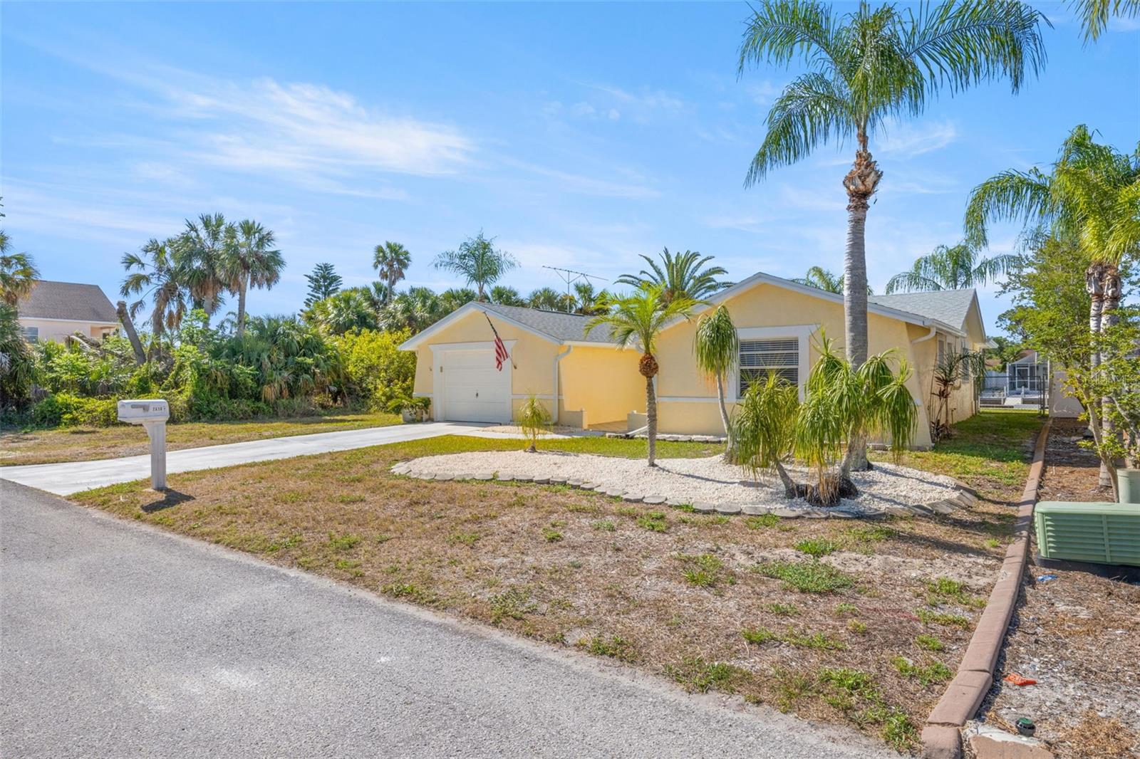 7418 ISLANDER LN, HUDSON, FL, 34667
