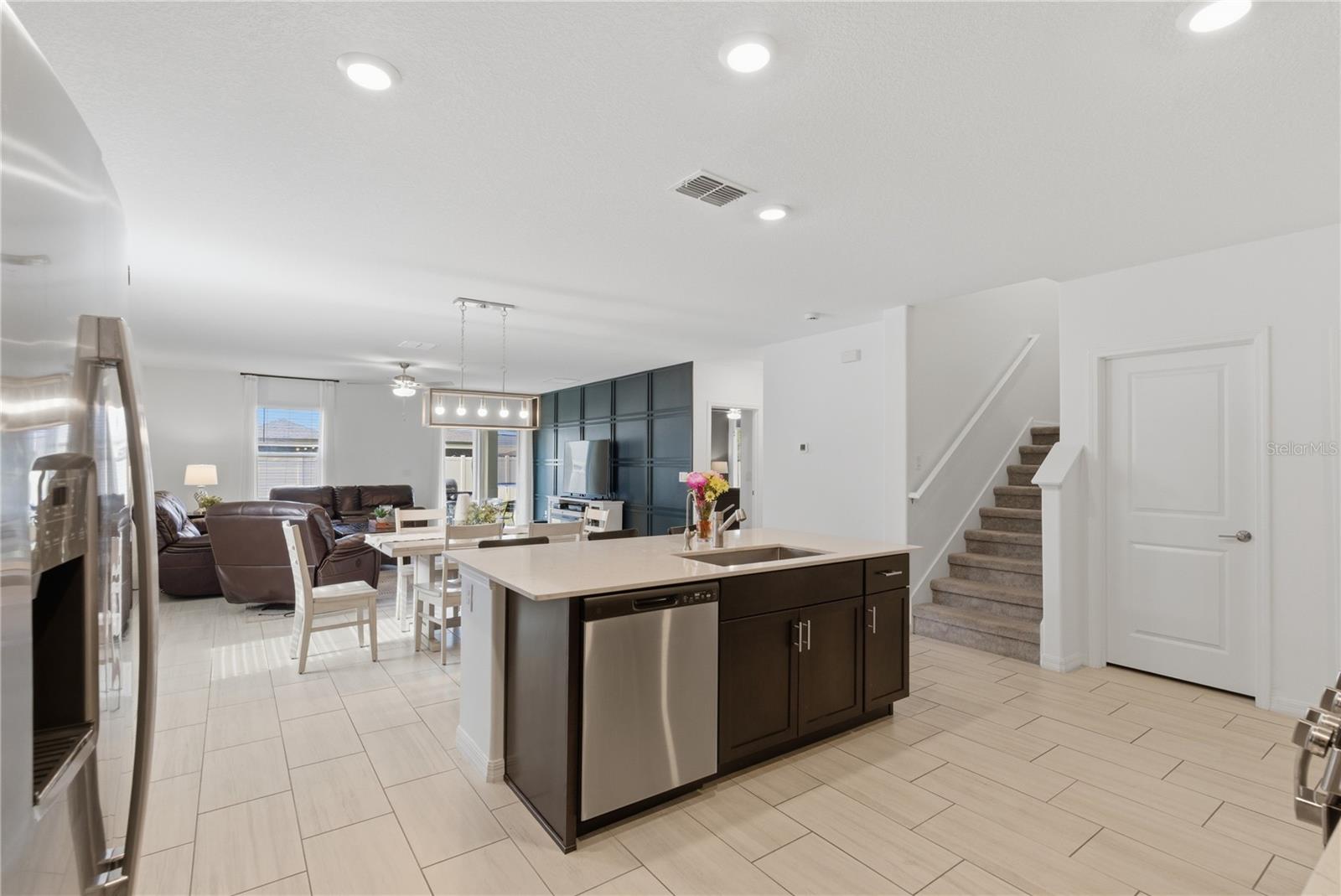 8977 LITTLE BLUESTEM DR, LAND O LAKES, FL, 34637