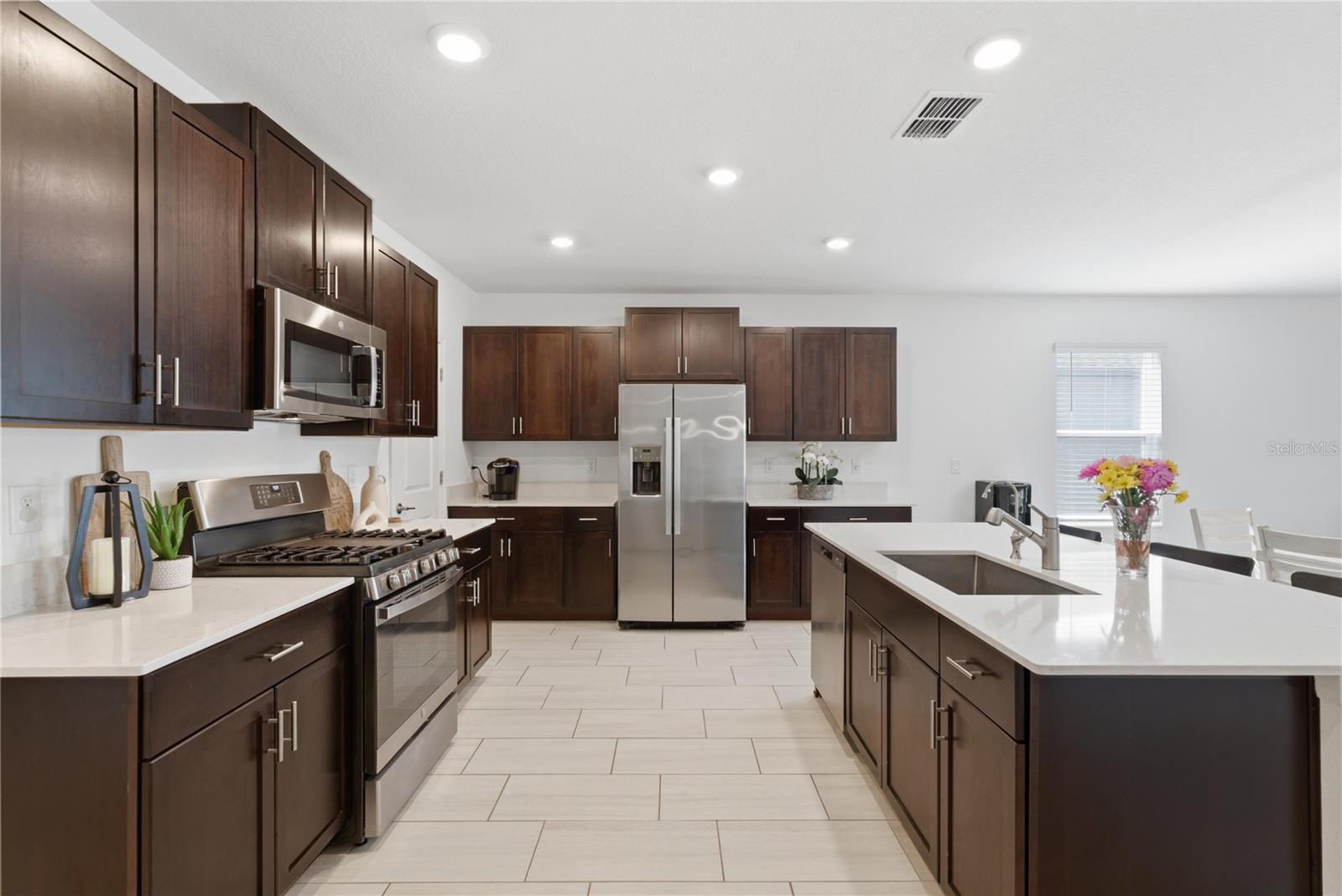 8977 LITTLE BLUESTEM DR, LAND O LAKES, FL, 34637