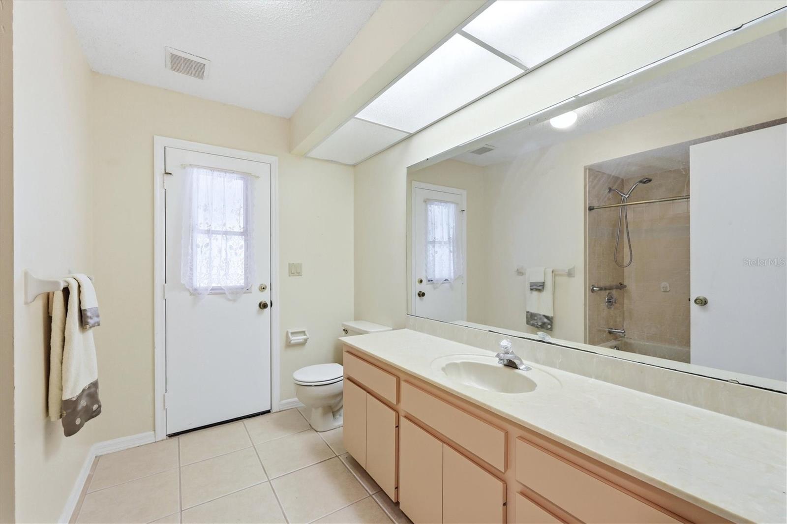 21441 LANDIS AVE, PORT CHARLOTTE, FL, 33954