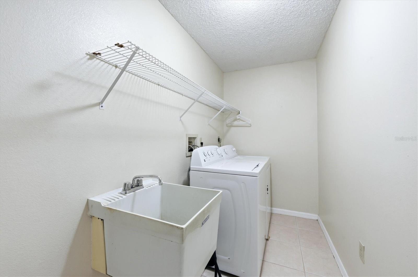 21441 LANDIS AVE, PORT CHARLOTTE, FL, 33954