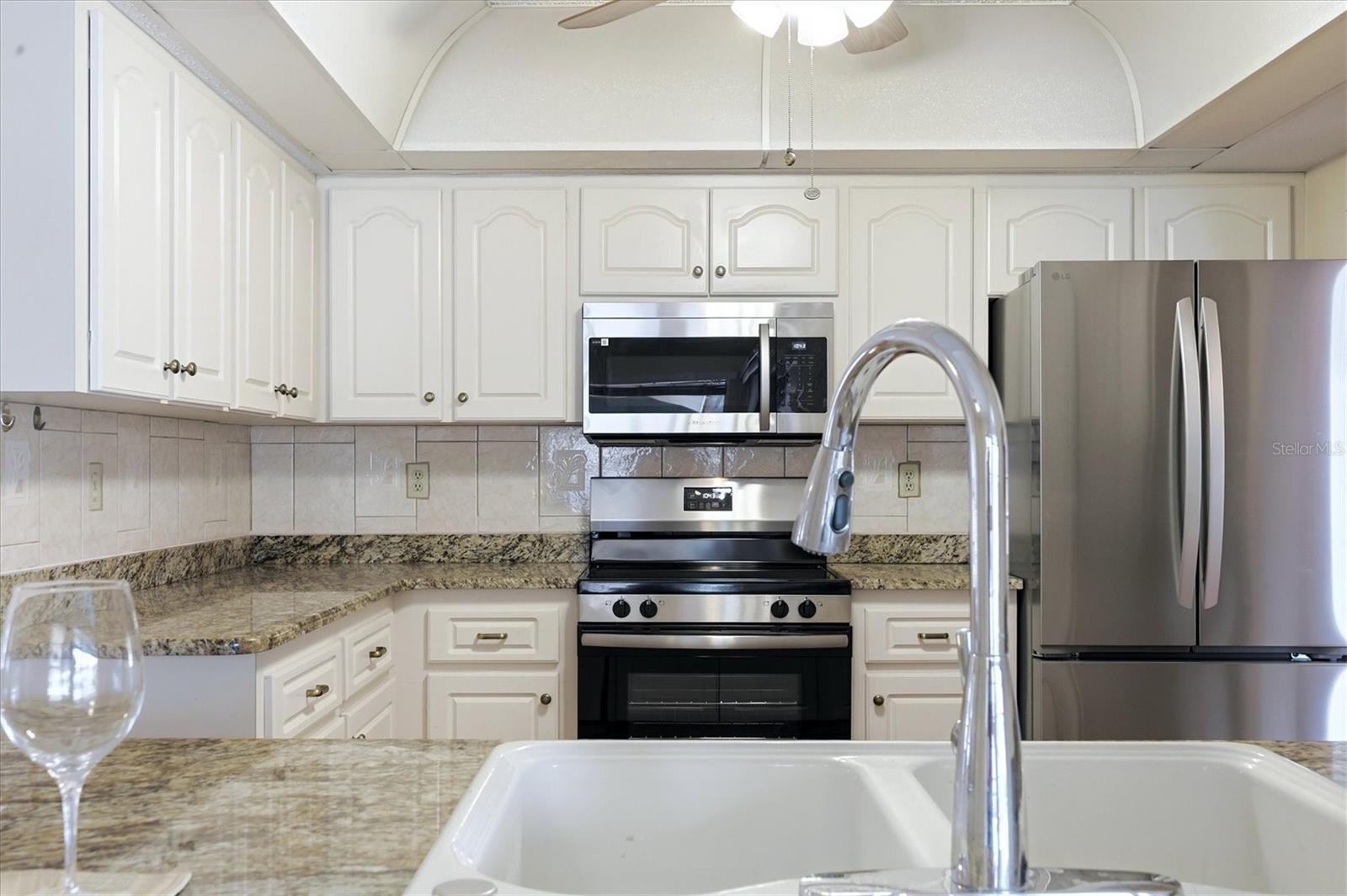 21441 LANDIS AVE, PORT CHARLOTTE, FL, 33954