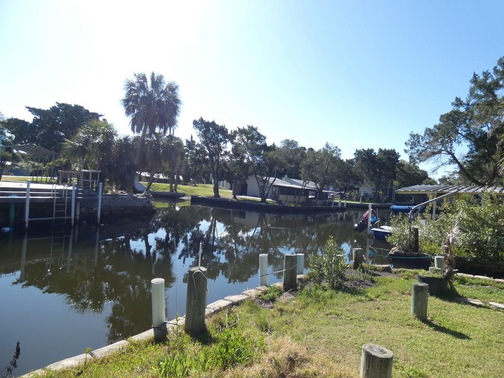 2215 S HUNT PT, CRYSTAL RIVER, FL, 34429