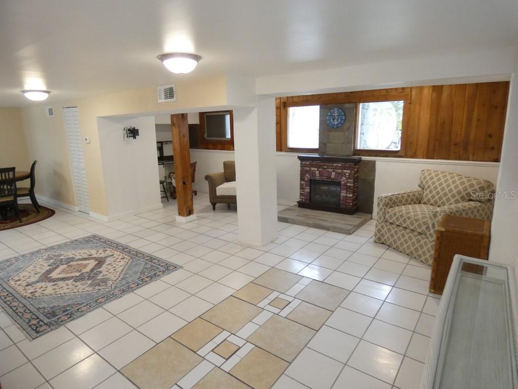 2215 S HUNT PT, CRYSTAL RIVER, FL, 34429