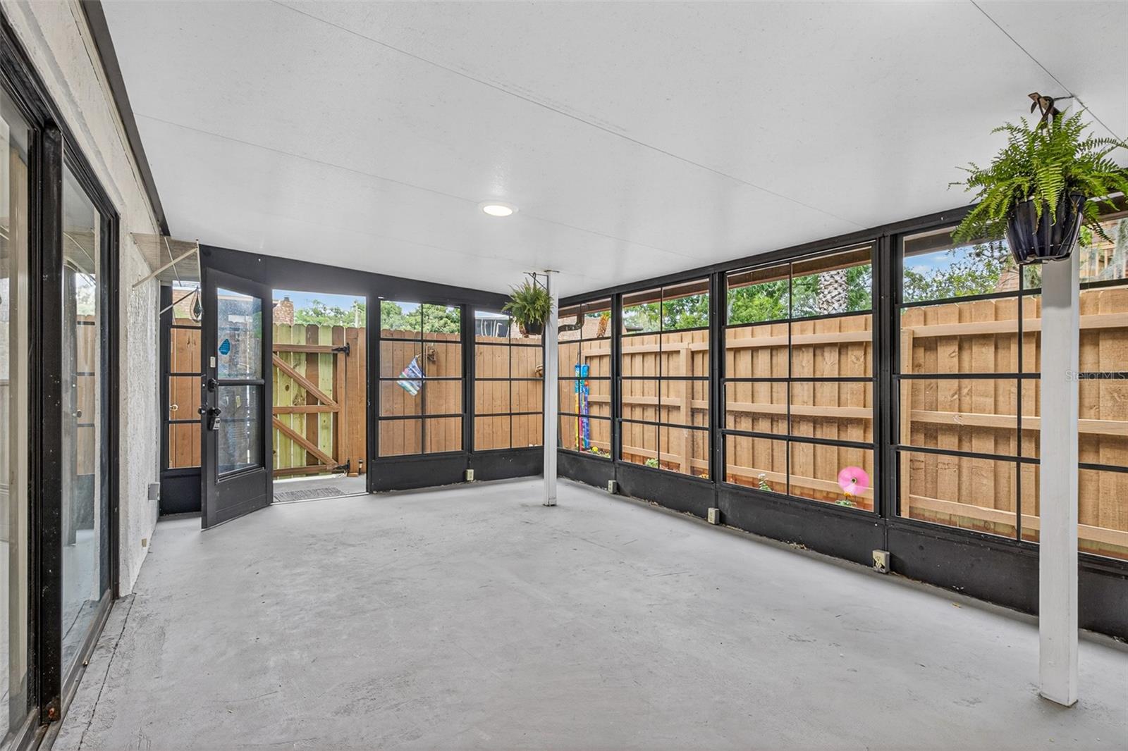 1670 S PARK AVE, TITUSVILLE, FL, 32780