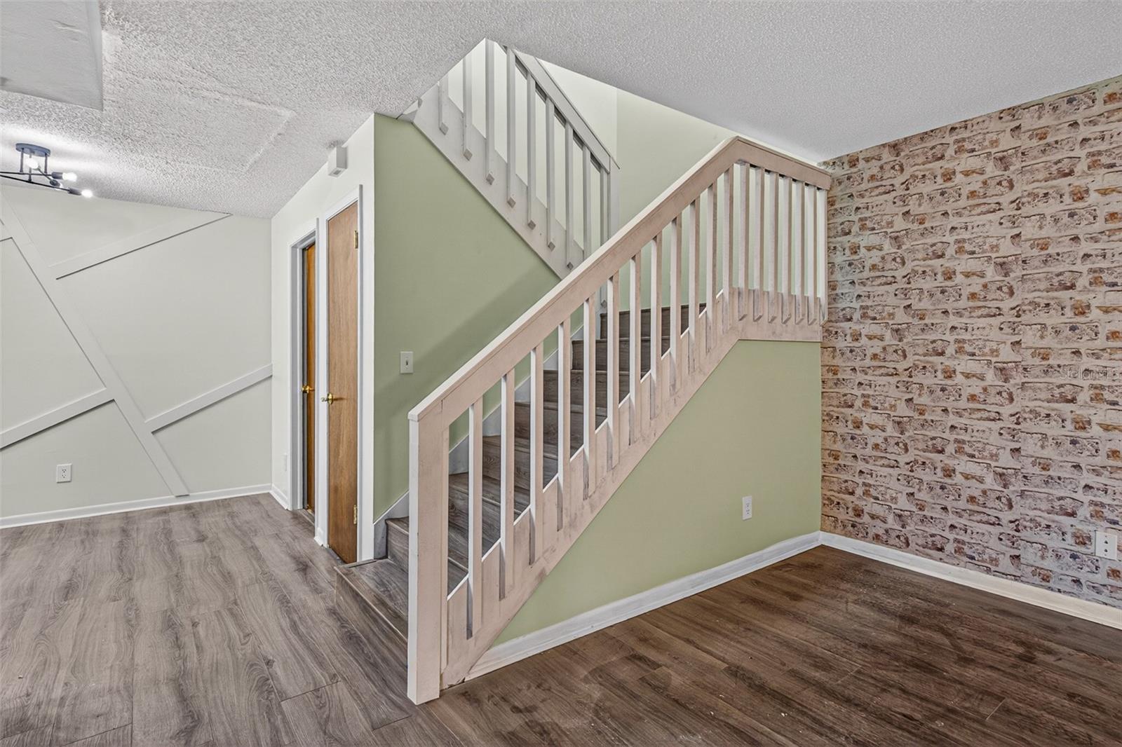 1670 S PARK AVE, TITUSVILLE, FL, 32780