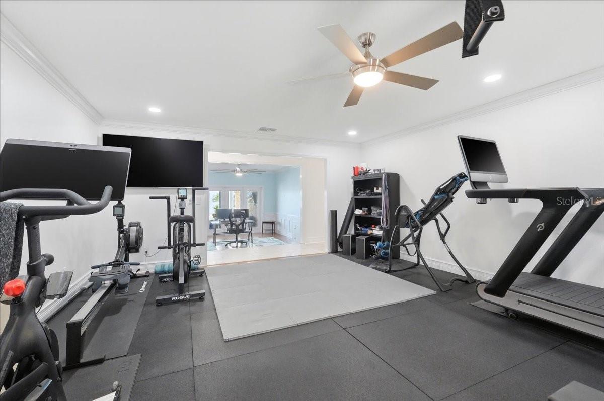 120 MIRROR LN NW, WINTER HAVEN, FL, 33881