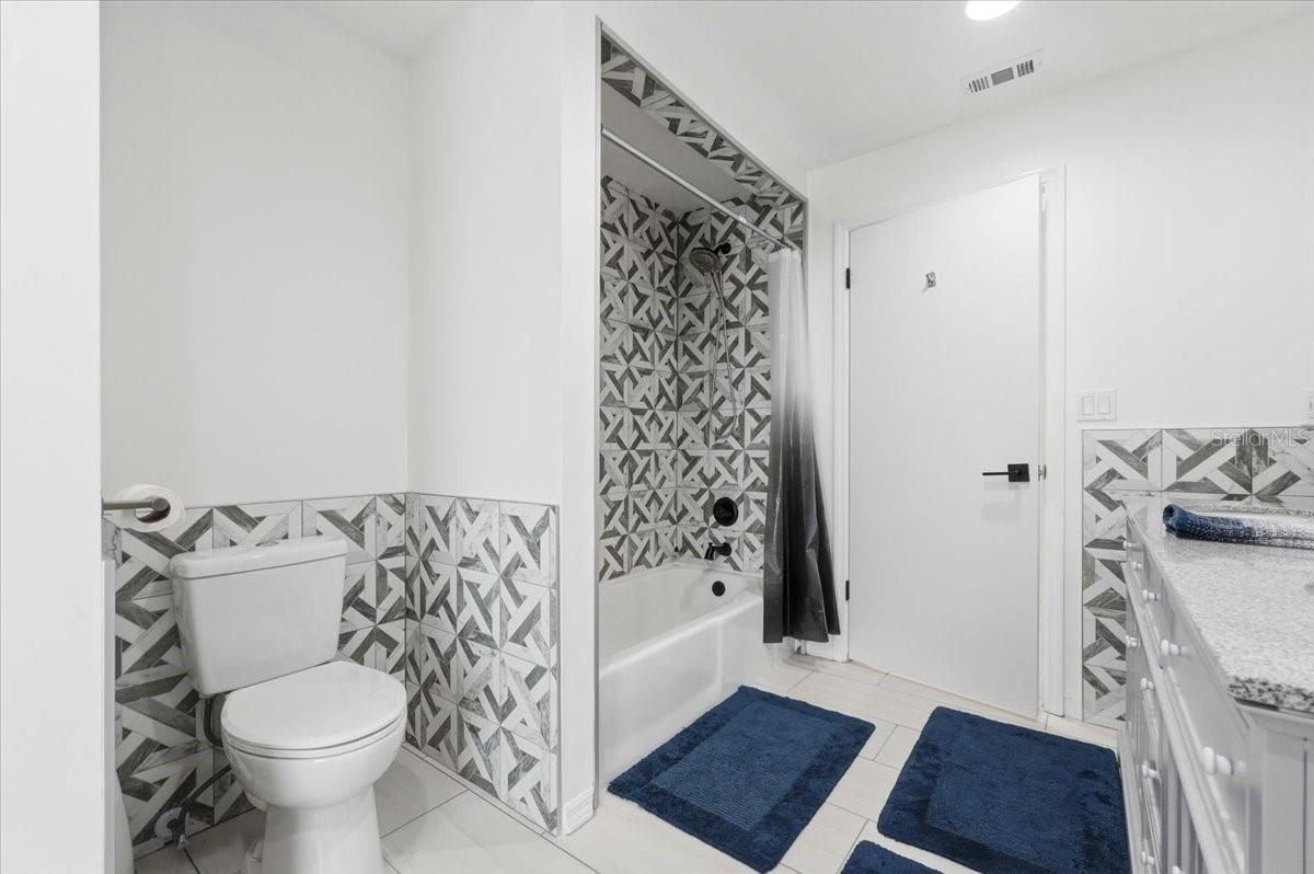 120 MIRROR LN NW, WINTER HAVEN, FL, 33881