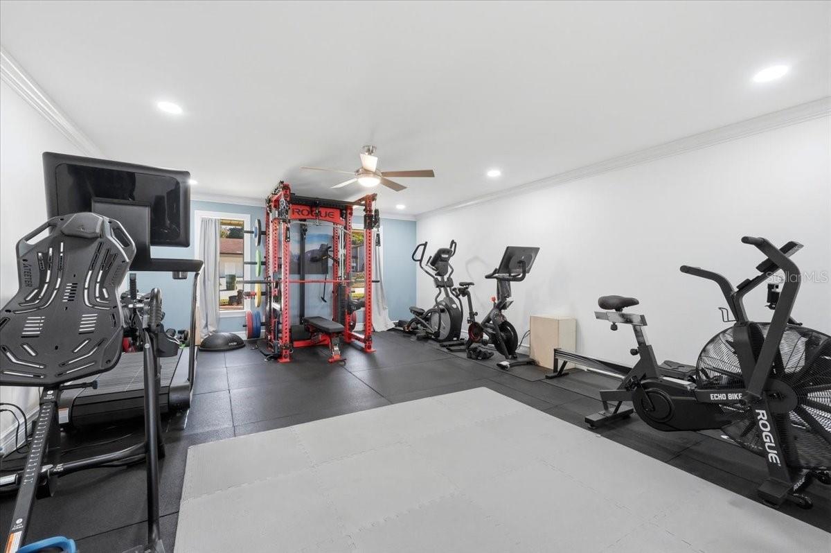 120 MIRROR LN NW, WINTER HAVEN, FL, 33881