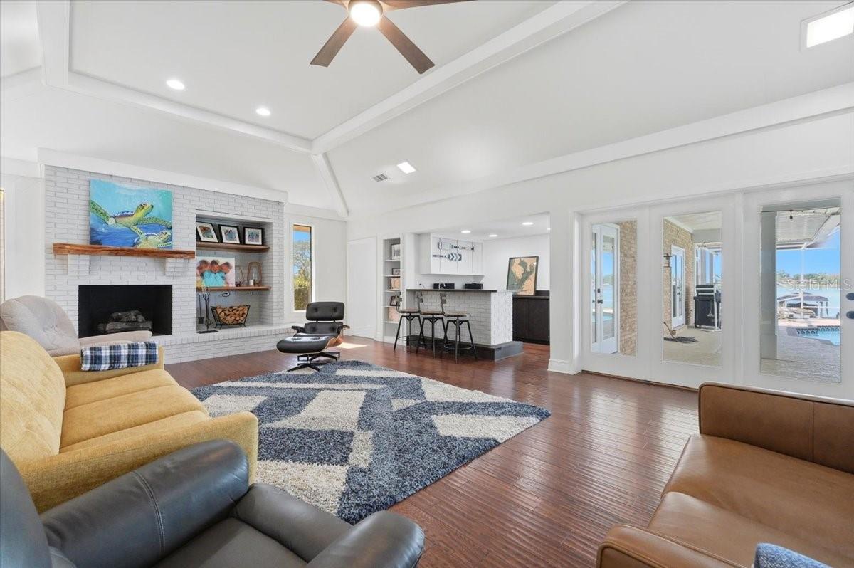 120 MIRROR LN NW, WINTER HAVEN, FL, 33881