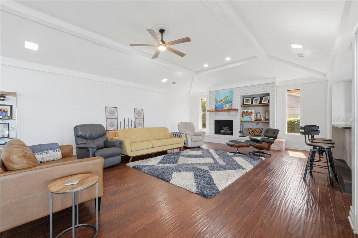 120 MIRROR LN NW, WINTER HAVEN, FL, 33881