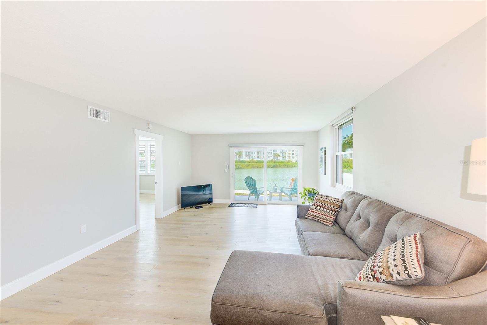 7930 SUN ISLAND DR S #101, SOUTH PASADENA, FL, 33707