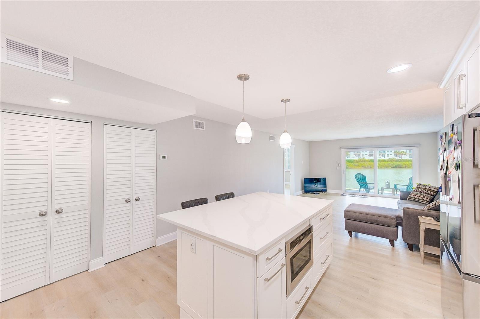 7930 SUN ISLAND DR S #101, SOUTH PASADENA, FL, 33707