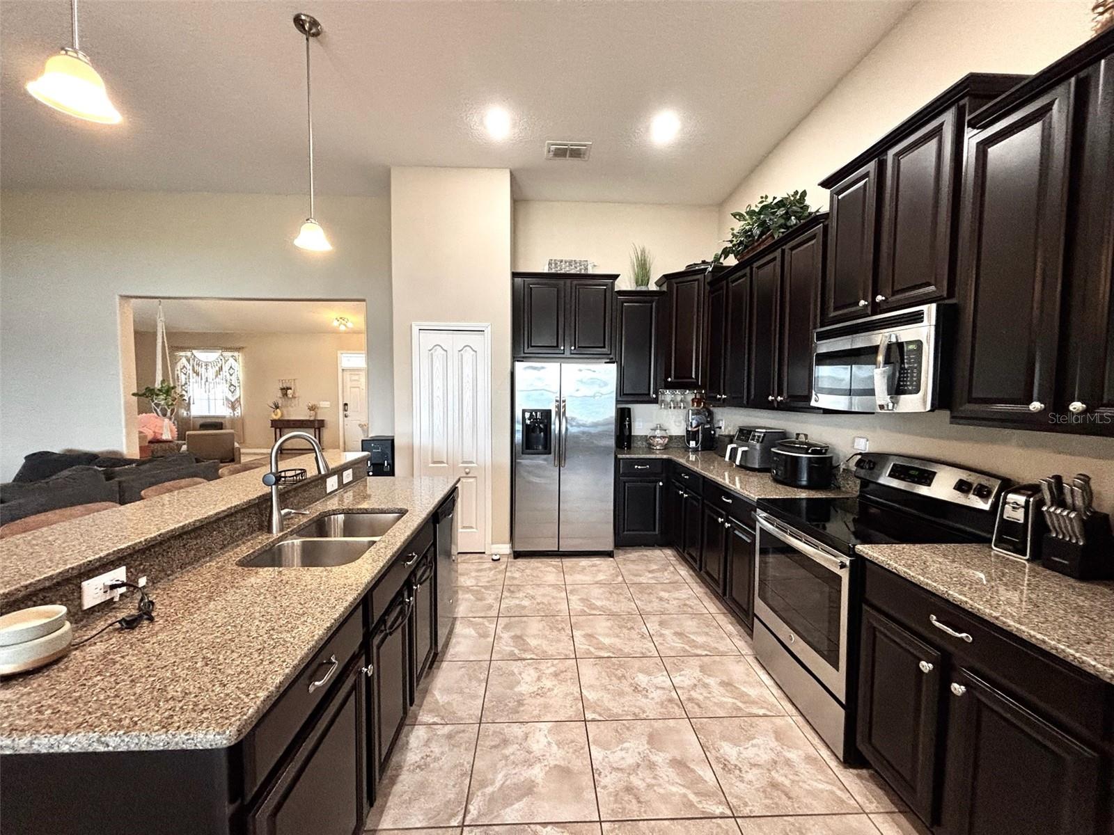 613 WABASH BREEZE CIR, RUSKIN, FL, 33570