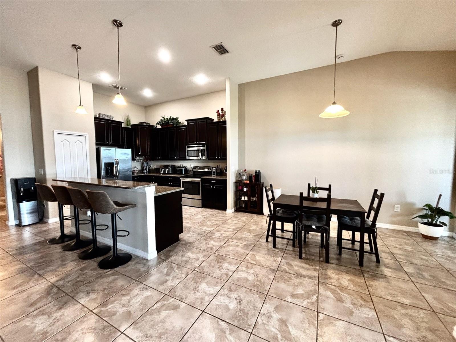 613 WABASH BREEZE CIR, RUSKIN, FL, 33570