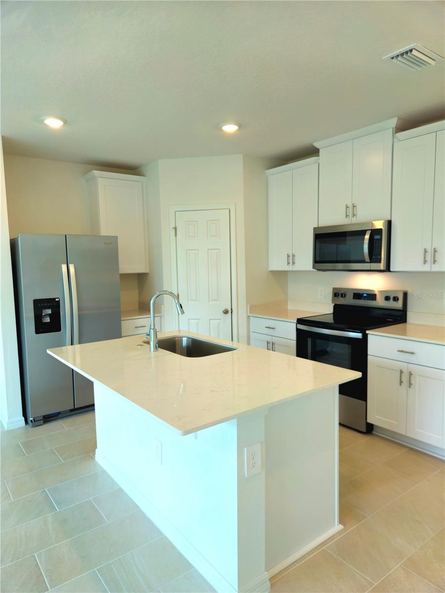 16305 BIRD OF PARADISE AVE, CLERMONT, FL, 34714