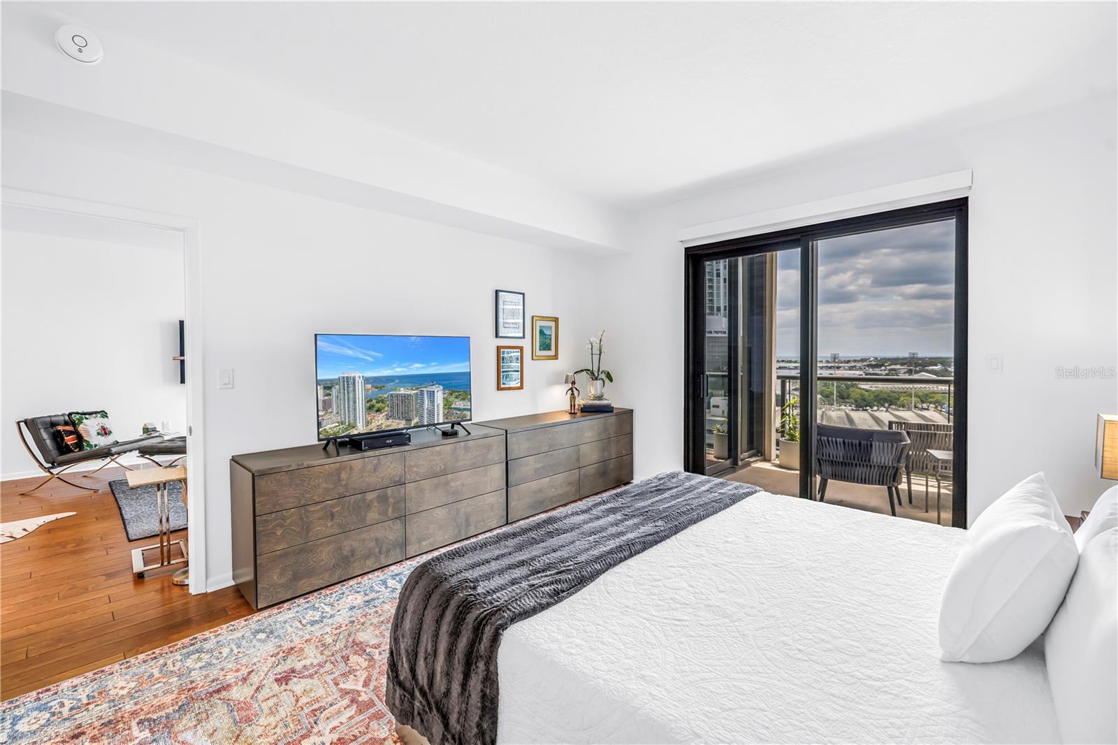 1 BEACH DR SE #1207, ST PETERSBURG, FL, 33701