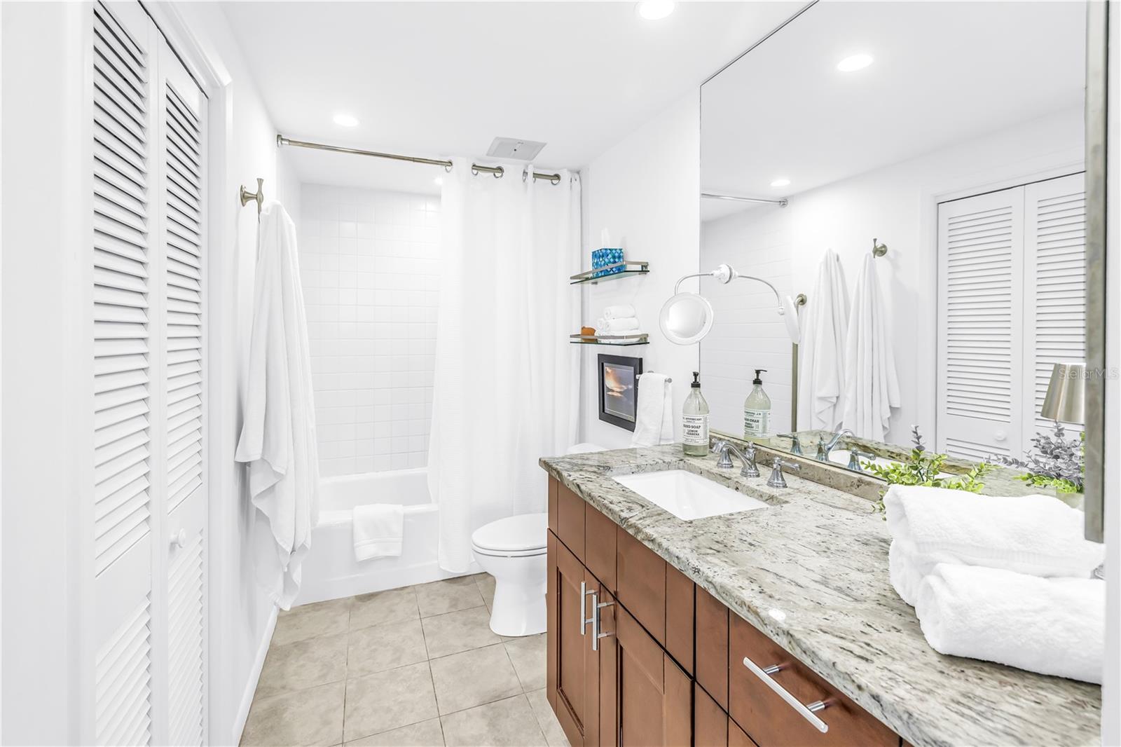 1 BEACH DR SE #1207, ST PETERSBURG, FL, 33701