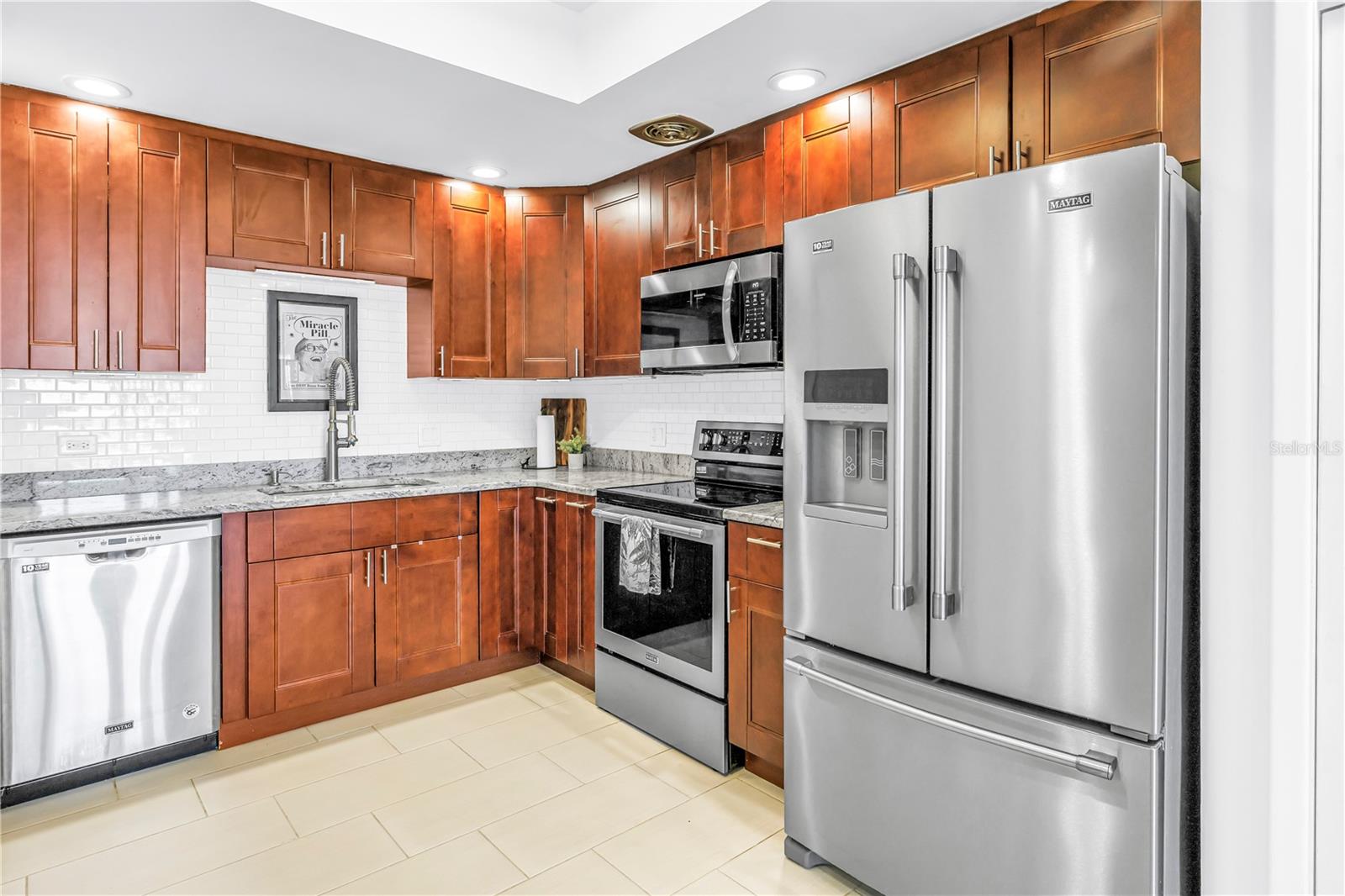 1 BEACH DR SE #1207, ST PETERSBURG, FL, 33701