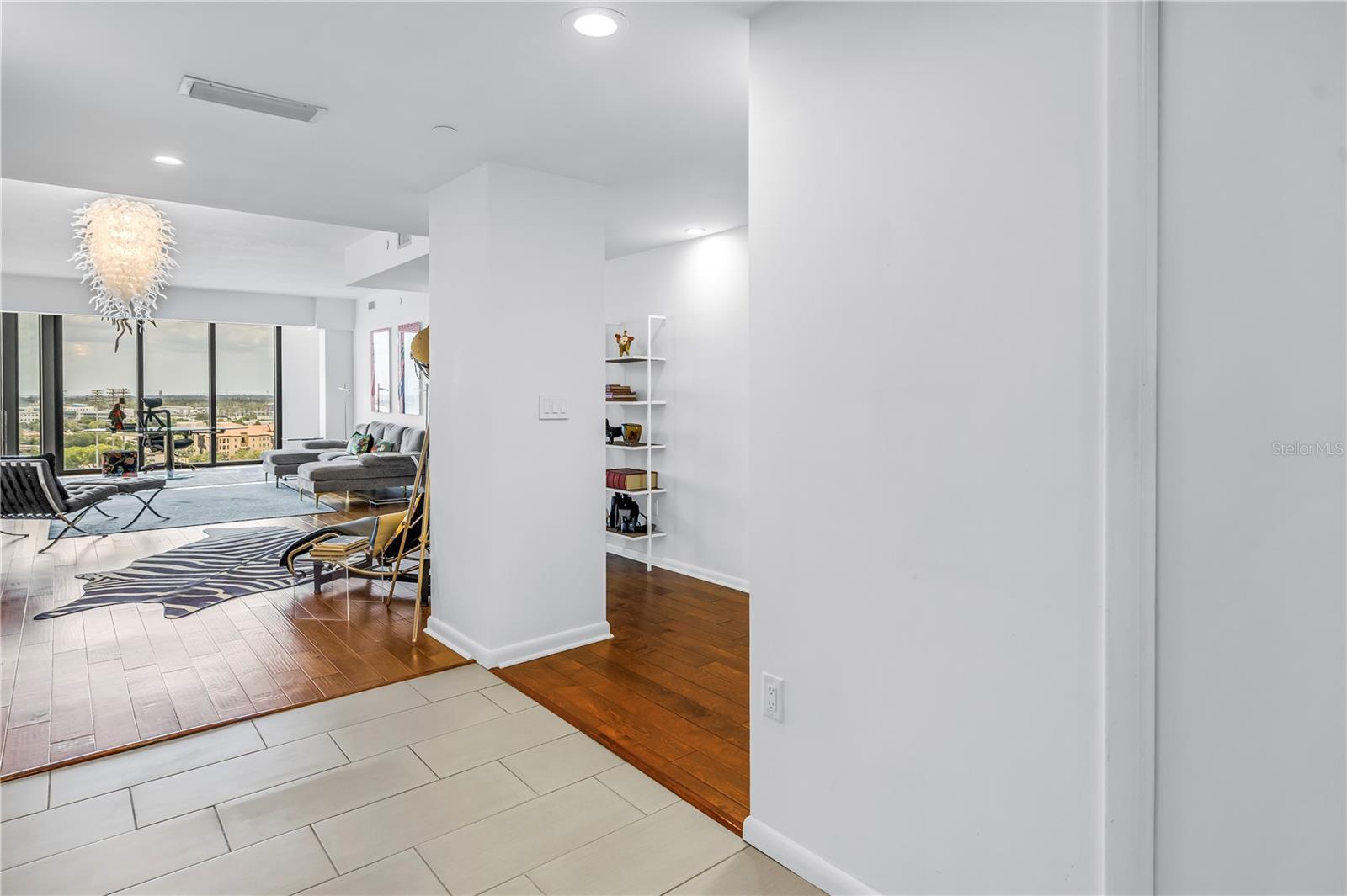 1 BEACH DR SE #1207, ST PETERSBURG, FL, 33701