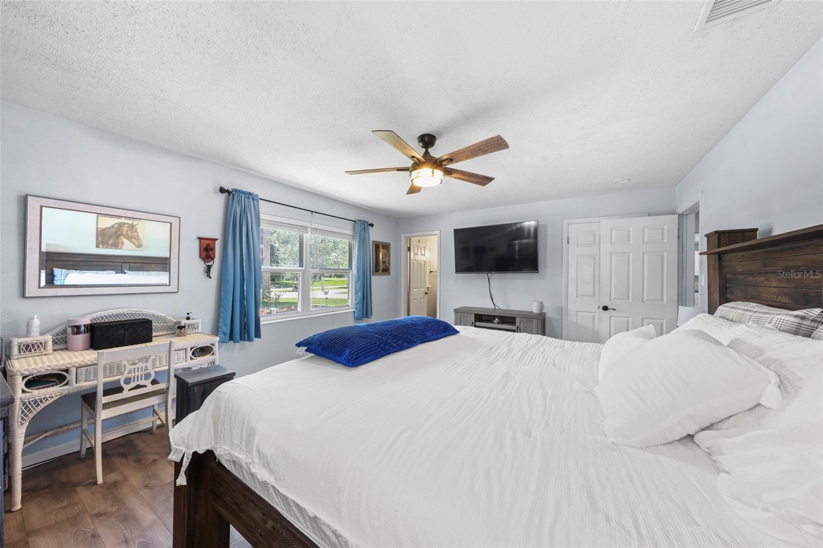 1207 ORANGE AVE, TAVARES, FL, 32778