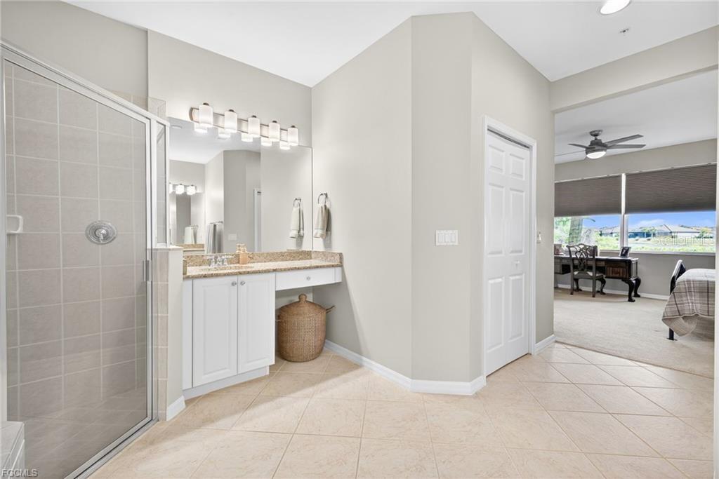 16521 GOLDENROD LN #102, ALVA, FL, 33920