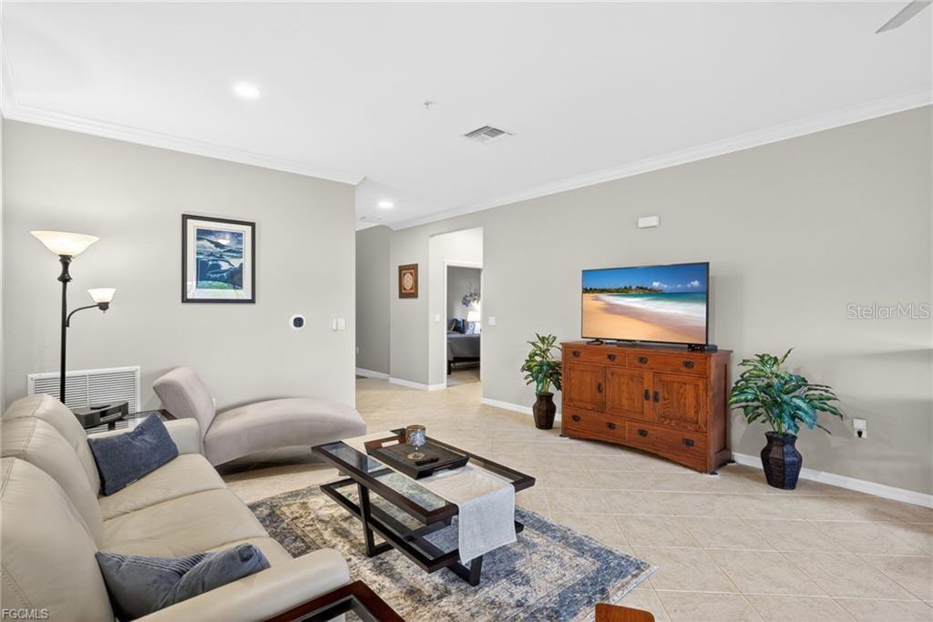 16521 GOLDENROD LN #102, ALVA, FL, 33920