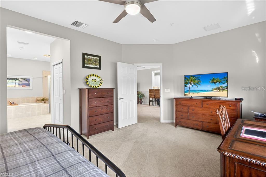 16521 GOLDENROD LN #102, ALVA, FL, 33920