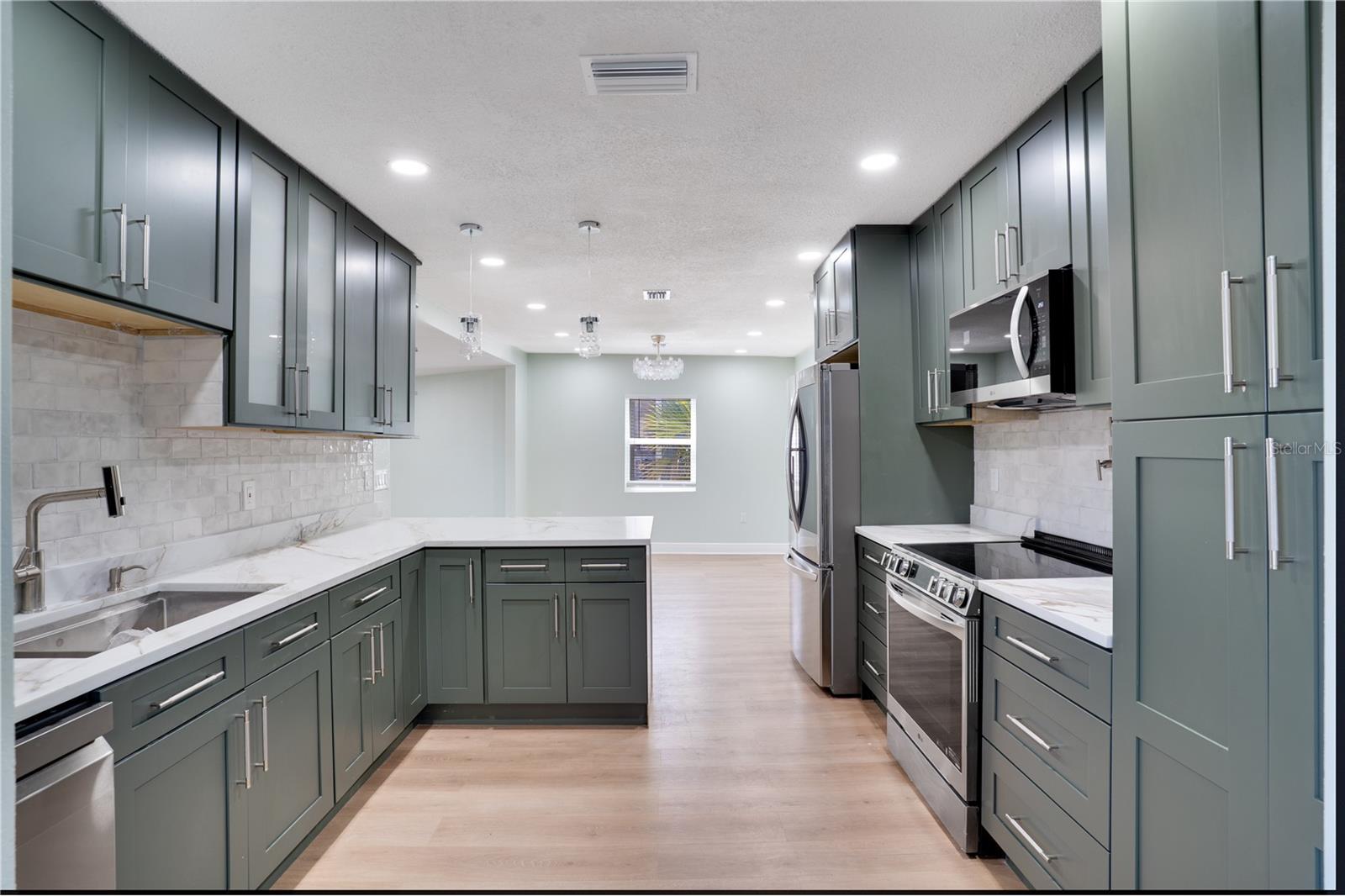 4029 13TH AVE S, ST PETERSBURG, FL, 33711