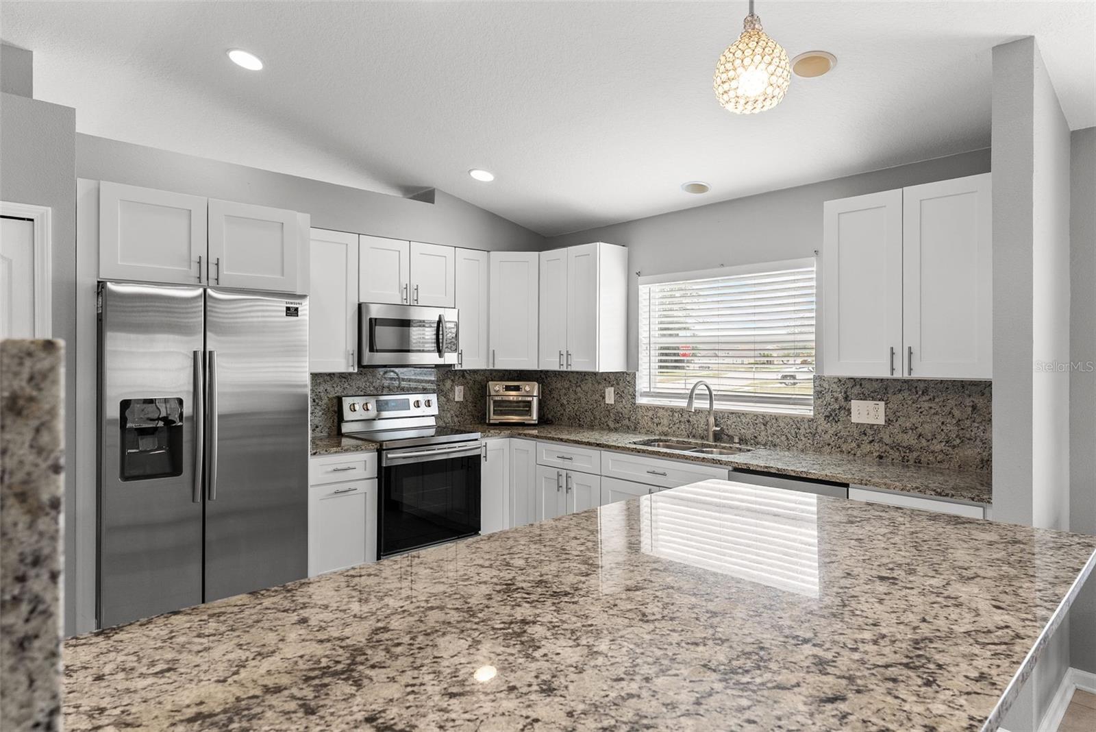 7619 CRESCENT PALM DR, WESLEY CHAPEL, FL, 33545