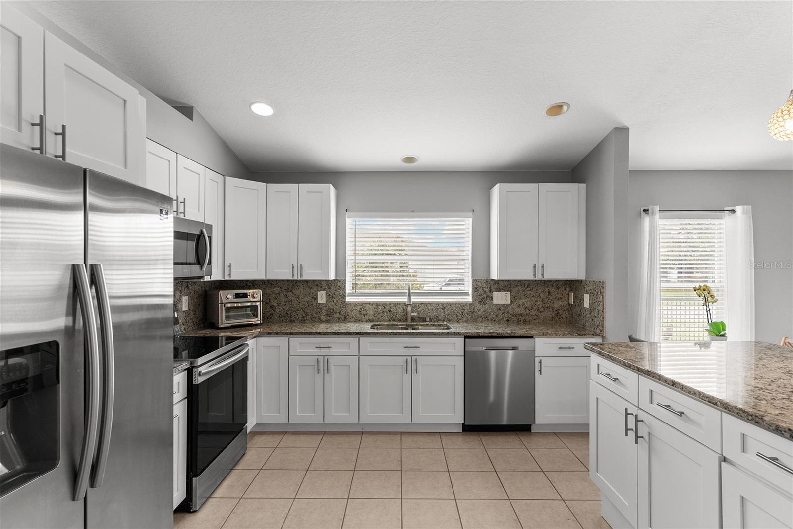 7619 CRESCENT PALM DR, WESLEY CHAPEL, FL, 33545