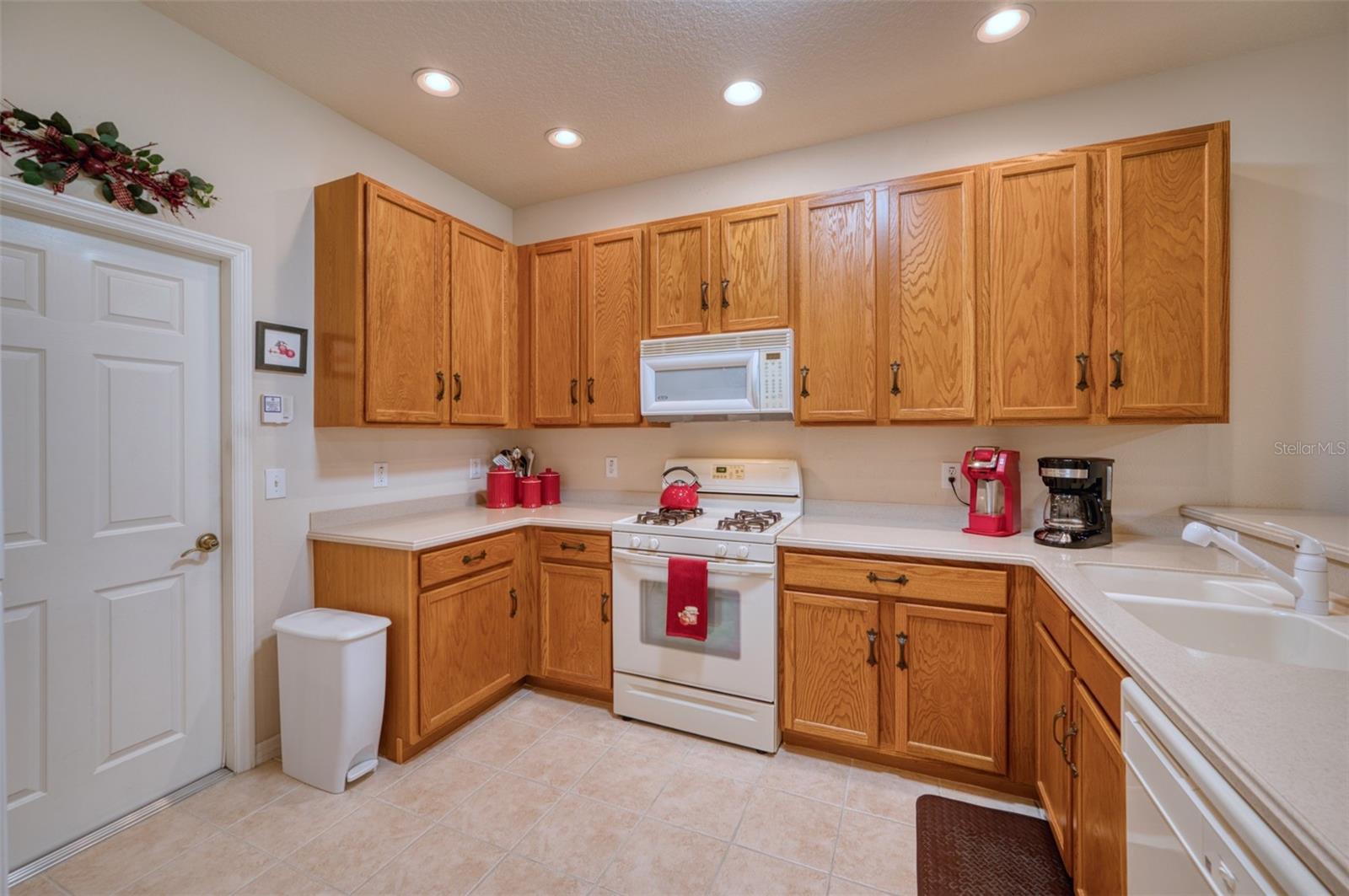 8223 SIMPSON FALLS CT, SARASOTA, FL, 34243