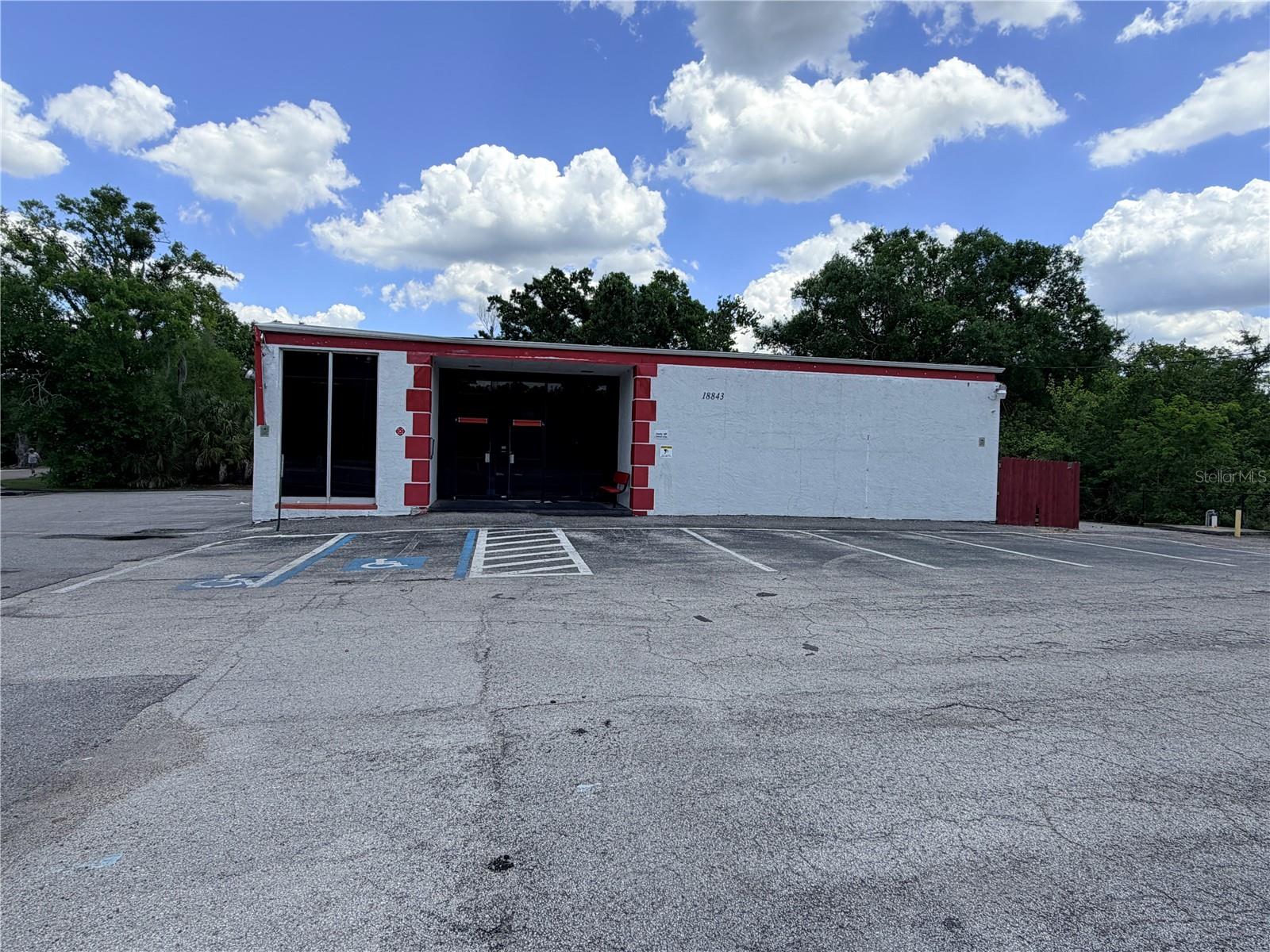 18843 N 41 HWY, LUTZ, FL, 33549