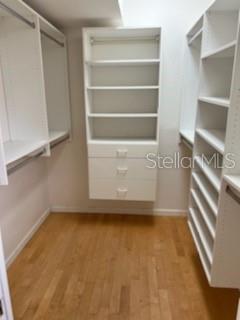 300 BRIGHTWATERS BLVD NE, ST PETERSBURG, FL, 33704